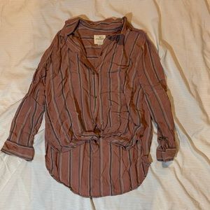American Eagle long sleeve button up